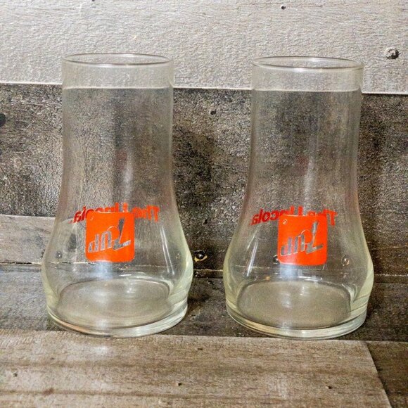 VINTAGE 7-UP THE UNCOLA UPSIDE DOWN DRINING GLASSES SET OF 2 RETRO GLASSWARE - Picture 2 of 4